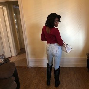 Meet your Posher, Nicole